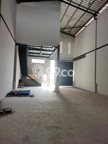 Gudang Bagus Dijual LB 303m2 Lokasi Strategis Jakarta Barat Area Cocok untuk Bisnis Gudang Bagus Dijual LB 303m2 Lokasi Strategis Jakarta Barat Area Cocok untuk Bisnis