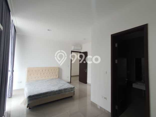 Disewakan! Rumah 4 Kamar Tidur &
3 Kamar Mandi di Pantai Indah Kapuk 2, Jakarta Utara Disewakan! Rumah 4 Kamar Tidur &
3 Kamar Mandi di Pantai Indah Kapuk 2, Jakarta Utara