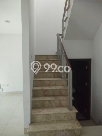 Jarang Ada! Rumah Kontrakan 4 Kamar Nyaman Siap Huni Golf Island Jarang Ada! Rumah Kontrakan 4 Kamar Nyaman Siap Huni Golf Island