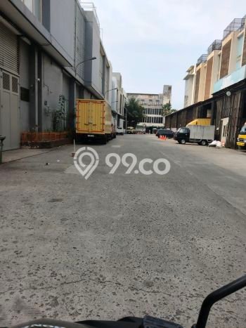 Unit Gudang Dijual di Jakarta Utara LT 300m2 & LB 500m2 Unit Gudang Dijual di Jakarta Utara LT 300m2 & LB 500m2
