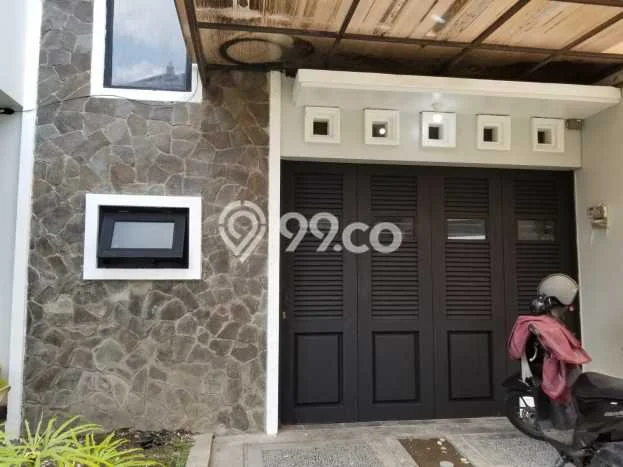 Rumah area Condong Catur, Akses ke Tol, 3 KM, Luas 200m² Bangunan 160m² Rumah area Condong Catur, Akses ke Tol, 3 KM, Luas 200m² Bangunan 160m²