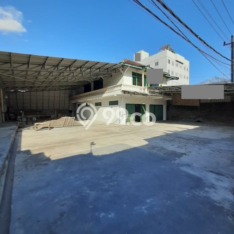AREA KOMERSIAL! Gudang Disewakan di Gamping, Luas 365m², Jalan Utama, Siap Bisnis AREA KOMERSIAL! Gudang Disewakan di Gamping, Luas 365m², Jalan Utama, Siap Bisnis