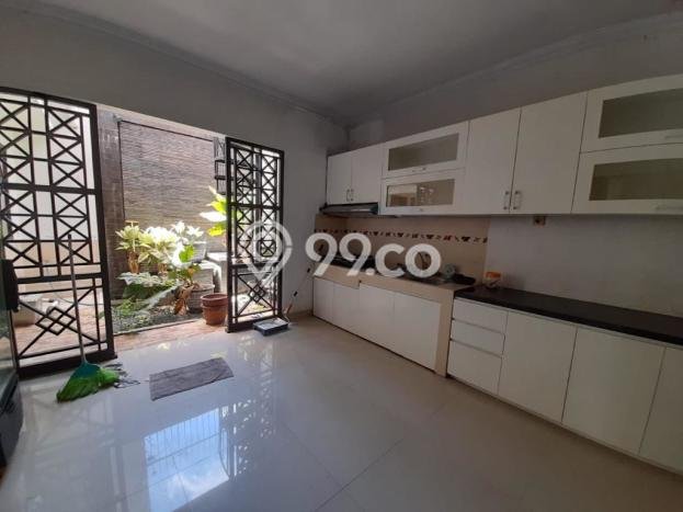 FEATURED! Rumah kawasan Ngaglik, 3 KM, Area Premium, Luas 180m² Bangunan 220m² FEATURED! Rumah kawasan Ngaglik, 3 KM, Area Premium, Luas 180m² Bangunan 220m²