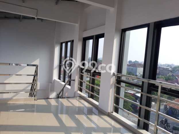 Disewakan Ruko di Kawasan Ramai Caturtunggal Luas 484m2 Disewakan Ruko di Kawasan Ramai Caturtunggal Luas 484m2