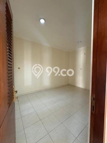 Lokasi strategis! Rumah siap pakai disewakan di Pancoran LB 350m2 Lokasi strategis! Rumah siap pakai disewakan di Pancoran LB 350m2