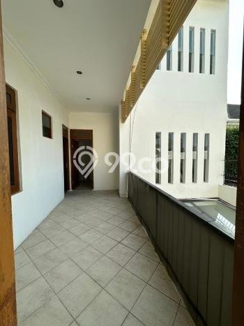 Lokasi strategis! Rumah siap pakai disewakan di Pancoran LB 350m2 Lokasi strategis! Rumah siap pakai disewakan di Pancoran LB 350m2