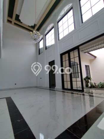 Disewakan! Rumah 5 Kamar Tidur &
4 Kamar Mandi di Setiabudi, Jakarta Selatan Disewakan! Rumah 5 Kamar Tidur &
4 Kamar Mandi di Setiabudi, Jakarta Selatan