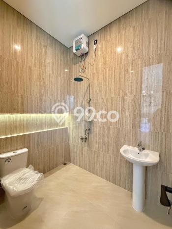 Rumah Eksklusif Dijual LT 128m2 di Depok, Sleman Rumah Eksklusif Dijual LT 128m2 di Depok, Sleman