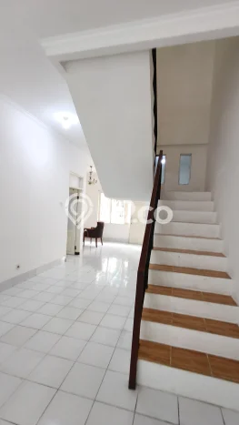 Dijual Rumah Luas Elegan Dengan View Cantik di Warung Buncit, Jakarta Selatan Dijual Rumah Luas Elegan Dengan View Cantik di Warung Buncit, Jakarta Selatan