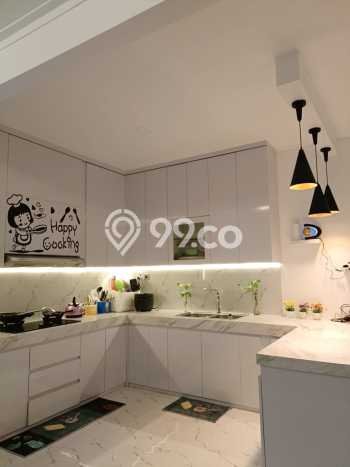 Rumah Modern 3 KT di Joglo Jakarta Barat Semi Furnished Rumah Modern 3 KT di Joglo Jakarta Barat Semi Furnished