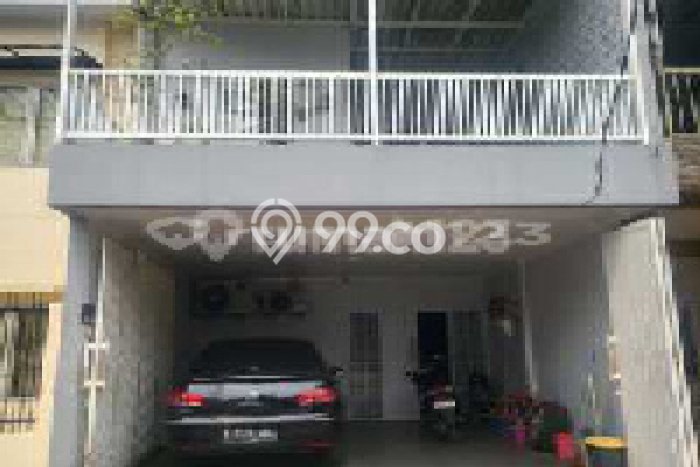 Rumah Modern 3 KT di Joglo Jakarta Barat Semi Furnished Rumah Modern 3 KT di Joglo Jakarta Barat Semi Furnished