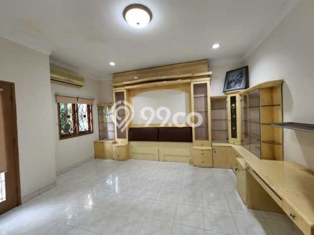 Sewa Rumah Murah di Puri Indah Jakarta Barat Punya 3 Kamar Tidur Sewa Rumah Murah di Puri Indah Jakarta Barat Punya 3 Kamar Tidur
