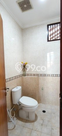 Ready to Use! Premium House LT 234m2 Desain Elegan di Puri Indah Ready to Use! Premium House LT 234m2 Desain Elegan di Puri Indah