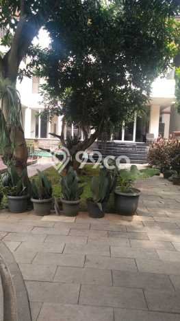 Jual Rumah Mewah Elegan Dengan View Eksklusif di Joglo, Jakarta Barat Jual Rumah Mewah Elegan Dengan View Eksklusif di Joglo, Jakarta Barat