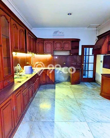 Sewa Rumah Harga Terjangkau di Intercon Jakarta Barat Punya 5 KT Sewa Rumah Harga Terjangkau di Intercon Jakarta Barat Punya 5 KT