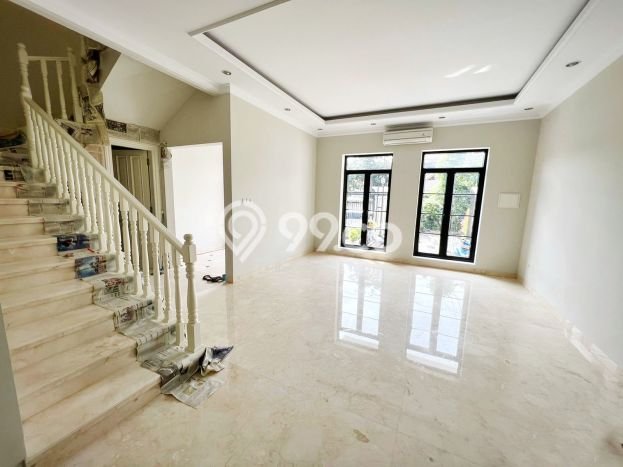 Rumah Eksklusif Siap Huni LT 176m2 di Kebayoran Baru, Jakarta Selatan Rumah Eksklusif Siap Huni LT 176m2 di Kebayoran Baru, Jakarta Selatan