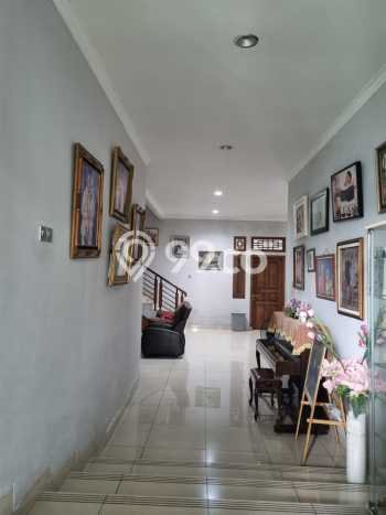Hunian Super Mewah dengan Akses Paling Strategis di Bintaro, Tangerang Selatan Hunian Super Mewah dengan Akses Paling Strategis di Bintaro, Tangerang Selatan