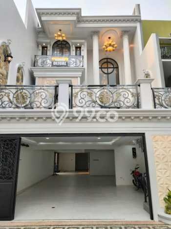 Dijual Hunian Mewah dengan Fasilitas Sekitar Komplit di Mampang Prapatan, Jakarta Selatan Dijual Hunian Mewah dengan Fasilitas Sekitar Komplit di Mampang Prapatan, Jakarta Selatan