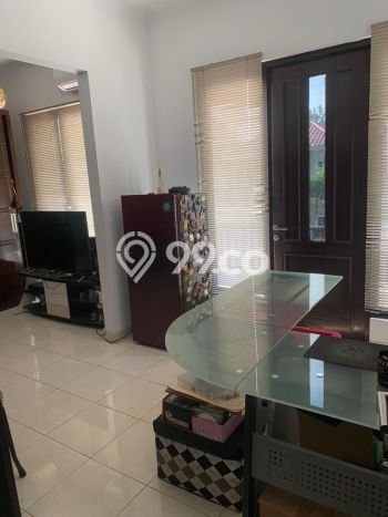 Hunian Mewah LB 180m2 Siap Pakai Desain Elegan di BSD, Tangerang Hunian Mewah LB 180m2 Siap Pakai Desain Elegan di BSD, Tangerang
