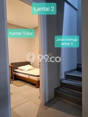 Hunian Elit LB 221m2 Siap Pakai Desain Elegan di Ampera, Jakarta Selatan Hunian Elit LB 221m2 Siap Pakai Desain Elegan di Ampera, Jakarta Selatan