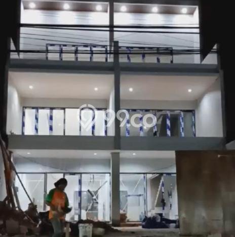 Unit Ruko Dijual di Serpong Tangerang Selatan Luas Tanah 125m2, Luas Bangunan 200m2 Unit Ruko Dijual di Serpong Tangerang Selatan Luas Tanah 125m2, Luas Bangunan 200m2