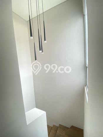 Dijual Hunian Rumah Terawat 3 KT di BSD City, Tangerang Dijual Hunian Rumah Terawat 3 KT di BSD City, Tangerang