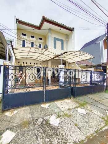 Dijual Rumah 8 Kamar Lokasi Ideal Bagus dan Strategis di Ciputat Dijual Rumah 8 Kamar Lokasi Ideal Bagus dan Strategis di Ciputat