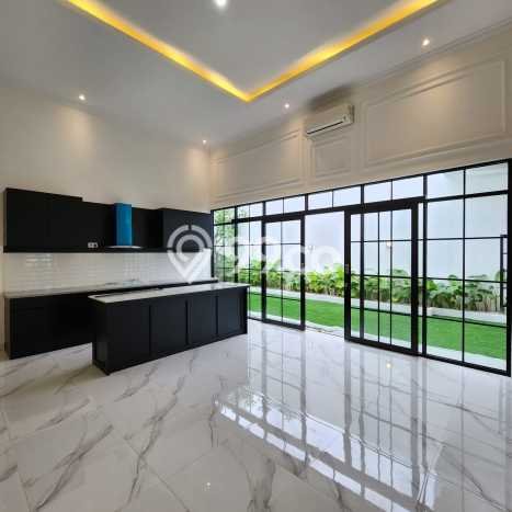 Hunian Mewah Dijual LT 515m2 di Cilandak, Jakarta Selatan Hunian Mewah Dijual LT 515m2 di Cilandak, Jakarta Selatan
