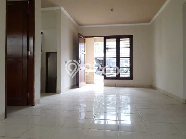 Rumah Mewah LB 137m2 Siap Huni Desain Elegan di BSD Delatinos, Tangerang Rumah Mewah LB 137m2 Siap Huni Desain Elegan di BSD Delatinos, Tangerang