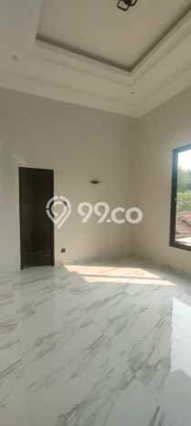 Rumah Luxury Modern Tanpa Renovasi di BSD Griya Loka Tangerang Rumah Luxury Modern Tanpa Renovasi di BSD Griya Loka Tangerang