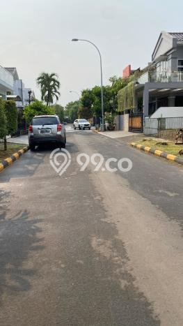 Rumah Luxury Modern Tanpa Renovasi di BSD Puspita Loka Tangerang Rumah Luxury Modern Tanpa Renovasi di BSD Puspita Loka Tangerang