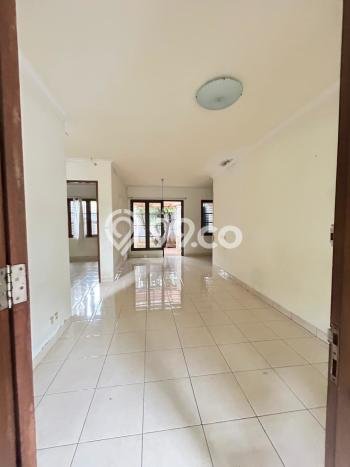 Dijual Rumah 3 KT di BSD Delatinos, Tangerang - LT 180m² Dijual Rumah 3 KT di BSD Delatinos, Tangerang - LT 180m²