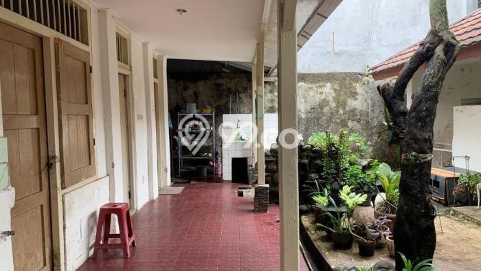 Best Deal Hunian Premium Ideal dan Luas di Menteng, Jakarta Pusat Best Deal Hunian Premium Ideal dan Luas di Menteng, Jakarta Pusat