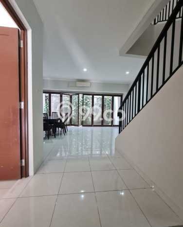 Siap Huni Hunian Elit 4 Kamar di Pondok Aren Dekat ke Mana Saja Siap Huni Hunian Elit 4 Kamar di Pondok Aren Dekat ke Mana Saja
