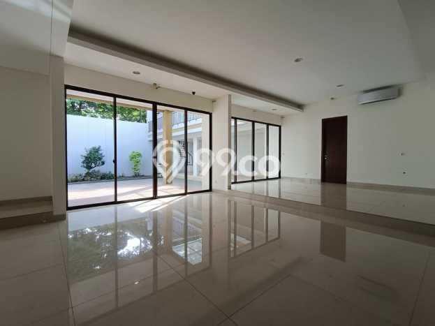 UNIT SPESIAL! Rumah di BSD De Park, 5 KT, Dekat Pusat Kota, Luas 450m² LB 320m² UNIT SPESIAL! Rumah di BSD De Park, 5 KT, Dekat Pusat Kota, Luas 450m² LB 320m²