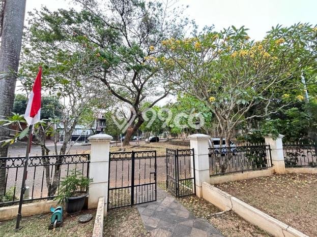 Siap Huni Rumah Mewah 7 Kamar di Serpong Dekat ke Mana Saja Siap Huni Rumah Mewah 7 Kamar di Serpong Dekat ke Mana Saja