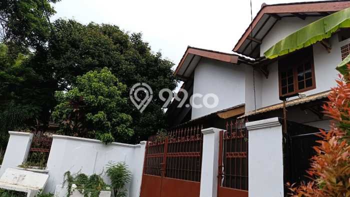 For Sale Rumah Mewah Exclusive di Pamulang, Tangerang Selatan For Sale Rumah Mewah Exclusive di Pamulang, Tangerang Selatan