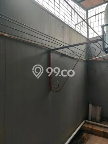 For Sale Rumah 5 Kamar Lokasi Ideal Bagus dan Strategis di Serpong Utara For Sale Rumah 5 Kamar Lokasi Ideal Bagus dan Strategis di Serpong Utara