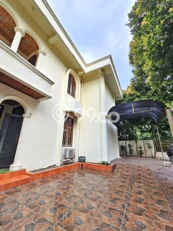 Ready to Use! Luxury House LT 300m2 Desain Modern di Pondok Indah Ready to Use! Luxury House LT 300m2 Desain Modern di Pondok Indah