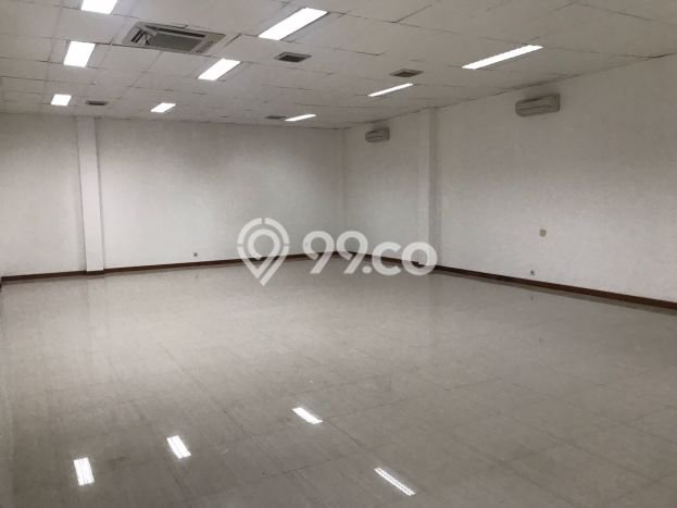 Gudang untuk Disewa di Pusat Tangerang Luas Bangunan 612m2 Gudang untuk Disewa di Pusat Tangerang Luas Bangunan 612m2