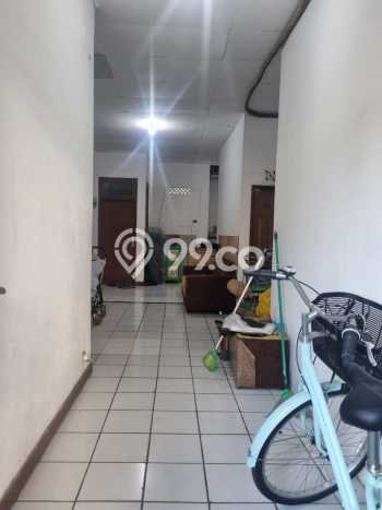 Kost untuk Dijual di BSD Griya Loka Punya 13 Kamar Kost untuk Dijual di BSD Griya Loka Punya 13 Kamar
