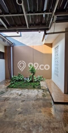 For Sale! Luxury House LT 200m2 Desain Modern di BSD For Sale! Luxury House LT 200m2 Desain Modern di BSD