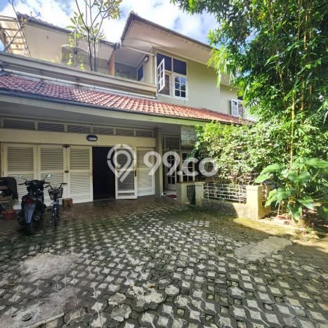 Dijual Rumah Luas Megah Dengan View Eksklusif di Pondok Labu, Jakarta Selatan Dijual Rumah Luas Megah Dengan View Eksklusif di Pondok Labu, Jakarta Selatan