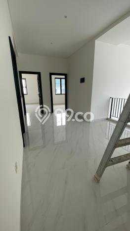 Rumah Luxury Modern Tanpa Renovasi di BSD Puspita Loka Tangerang Rumah Luxury Modern Tanpa Renovasi di BSD Puspita Loka Tangerang