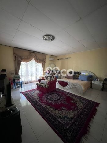 Hunian Elit LB 250m2 Siap Pakai Desain Elegan di Bintaro, Tangerang Selatan Hunian Elit LB 250m2 Siap Pakai Desain Elegan di Bintaro, Tangerang Selatan