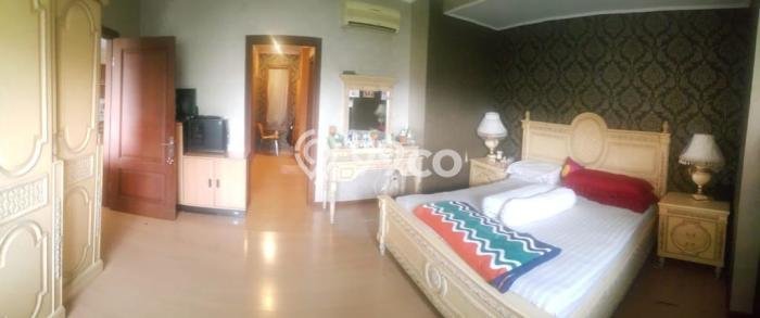 JUAL CEPAT! Rumah Siap Huni Area Strategis Kebon Jeruk, Luas 654m² LB 500m² JUAL CEPAT! Rumah Siap Huni Area Strategis Kebon Jeruk, Luas 654m² LB 500m²