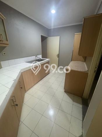 Jarang Ada! Rumah Sewa 6 Kamar Nyaman Siap Huni BSD Giri Loka Jarang Ada! Rumah Sewa 6 Kamar Nyaman Siap Huni BSD Giri Loka