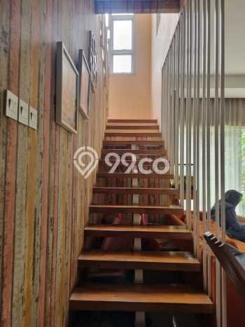 Jual Rumah Luas Elegan Dengan View Eksklusif di Bintaro, Tangerang Selatan Jual Rumah Luas Elegan Dengan View Eksklusif di Bintaro, Tangerang Selatan