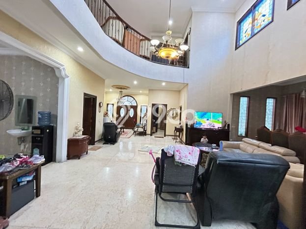 Siap Huni Rumah Mewah 7 Kamar di Serpong Dekat ke Mana Saja Siap Huni Rumah Mewah 7 Kamar di Serpong Dekat ke Mana Saja