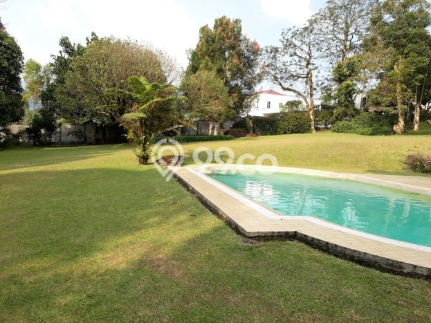 Vila Strategis di Cisarua, Area 3891m2m², Lingkungan Nyaman Vila Strategis di Cisarua, Area 3891m2m², Lingkungan Nyaman